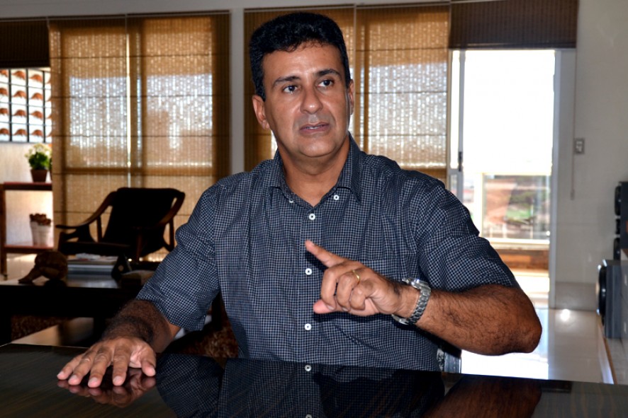 Promotor vê esquema planejado de desvio de dinheiro público