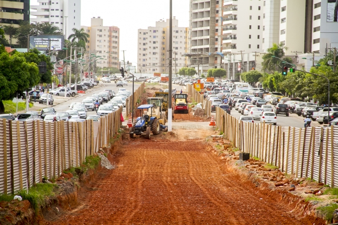 Obras mal planejadas prejudicam o trânsito em Cuiabá