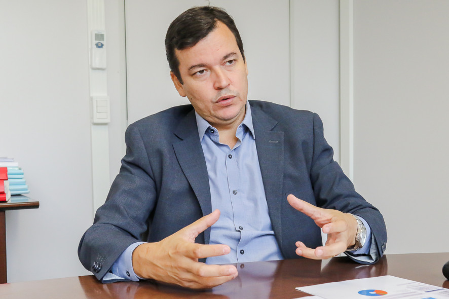Resultado de imagem para secretário-chefe da Casa Civil, Ciro Gonçalves