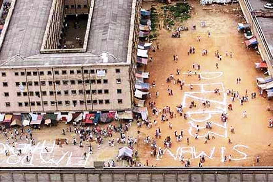 MidiaNews Júri condena 25 PMs a