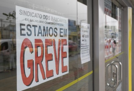 Com a greve a partir desta tera, a opo de servios bancrios  o caixa eletrnico