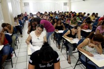 Concurso foi suspenso pela Justia; Governo ainda no se pronunciou sobre o asunto