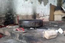 Marcas da violncia ficaram na casa abandonada, onde funcionava uma boca-de-fumo