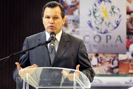 Silval diz que relutou em aceitar pedidodo PSD, mas vai trocar titulares de cargos no Paiagus