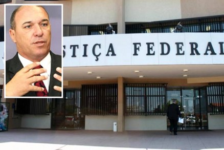 Prefeito cassado Jlio Csar Ladeia, que teve bens bloqueados por deciso da Justia