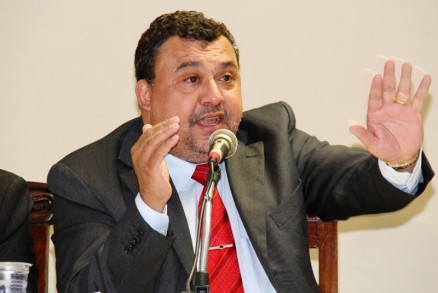 Deucimar Silva se disse inocente, durante depoimento na Cmara, ontem  noite