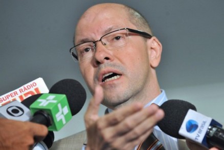 Senador Demstenes Torres era um dos nomes cotados para concorrer  prefeitura de Goinia
