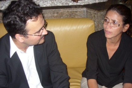 Gabriel Herrera, da Embaixada da Argentina, e advogada Beatriz Pinto Viana cuidam do caso envolvendo turistas argentinos