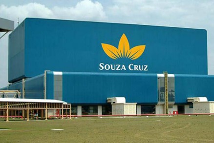 Souza Cruz reduz preos de quatro marcas de cigarro