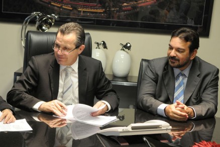 Apoio de Silval  disputado pela base; Daltro defende liberdade para o governador 