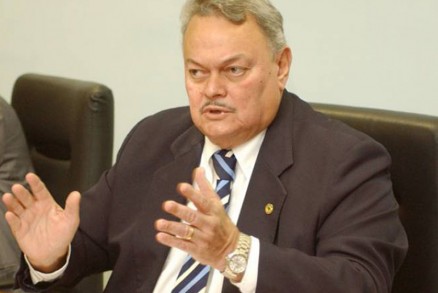 Ex-prefeito Roberto Frana, que admite disputar o Alencastro, mas, antes, avalia o quadro eleitoral em Cuiab