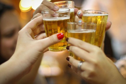 Consumo abusivo de lcool acontece principalmente entre os jovens, diz pesquisa