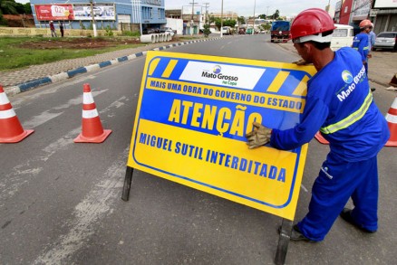Interdio em vrios pontos da Miguel Sutil leva  abertura de rotas de desvio do trnsito
