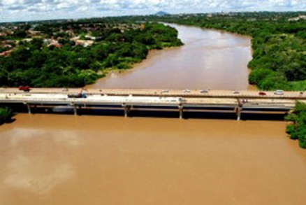 Cheia no rio Cuiab reflete em municpios como Leverger e Barra do Bugres
