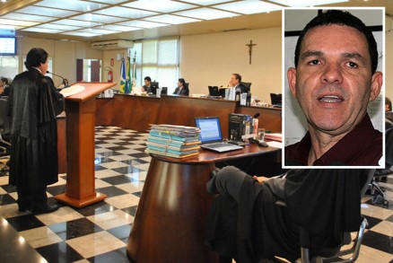 No ltimo dia 12, o TRE suspendeu o julgamento de Juarez, em funo de pedido de vistas