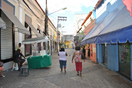 Passeios comearo a ser realizados nesta segunda-feira (6); sete escolas pblicas sero beneficiadas com o programa