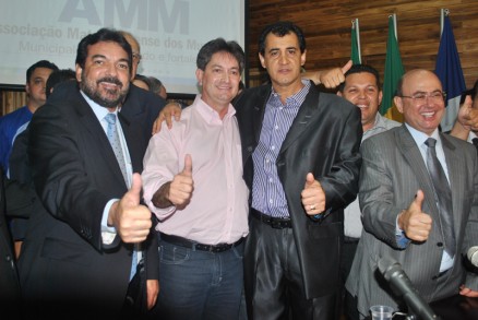 Vice-governador Chico Daltro, Carlos Brito, pastor Paulo Roberto e Jos Riva