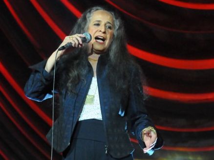 A cantora de MPB Maria Bethnia