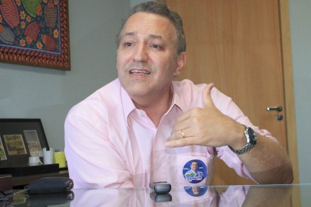 O advogado Jo�o Celestino, que criticou o advers�rio Mauro Mendes