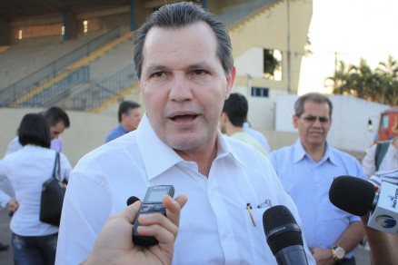 o governador Silval Barbosa, que ir recorrer contra paralizao nas obras