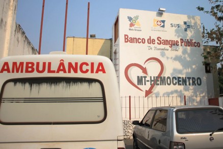 Hemocentro: terceirizao  suspensa por falta de verbas do Estado