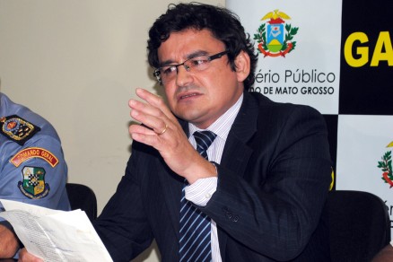 O promotor do Gaeco Arnaldo Justino da Silva, que comandou a operao