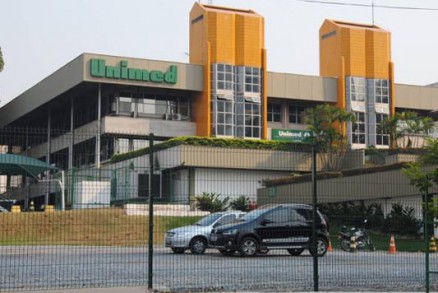 Fachada da Unimed Cuiab, cujos clientes podero ser afetados pela paralizao