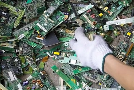No Brasil, empresas encontraram na reciclagem oportunidade de mercado