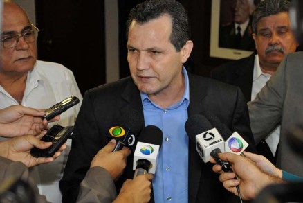 Silval, aps reunio com mdicos: usurios do MT Sade podem contar novamente com atendimento