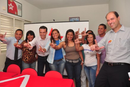 Militantes do PSDB se rebelam e apoiam Ldio Cabral