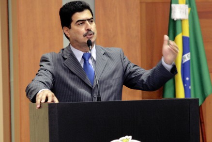 Emanuel Pinheiro: deputado sai em defesa de Mauro Mendes