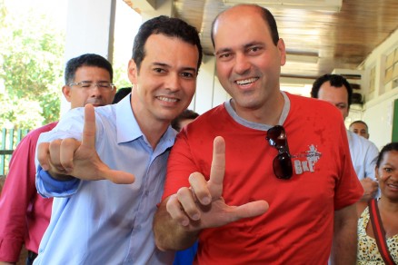 Os ex-candidato a prefeito de Cuiab, Ludio Cabral; e seu vice, Francisco Faiad: propia teria pagado dvidas