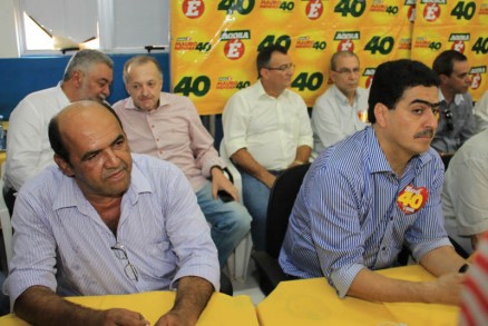 Presidente da Cmara, Jlio Pinheiro, aderiu  base de Mauro Mendes. Na foto, com o coordenador da campanha de Mendes, Emanuel Pinheiro