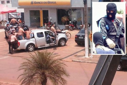 Assaltantes usam armas de grosso calibre e fazem refns