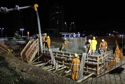 Viaduto da UFMT: trabalhos noturnos aceleram obra do pacote do VLT