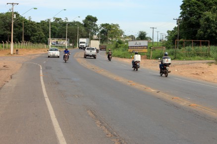 Estrada do Moinho: via ser duplicada e restaurada