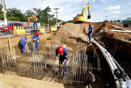 Obras do VLT na Fernando Corra: novas frentes de trabalho sero montadas na Capital