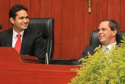 Joo Emanuel  o presidente da Mesa e Onofre Jnior, o 1 vice