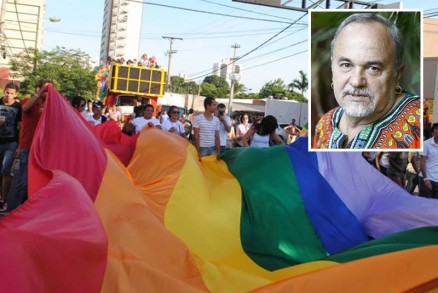 Luiz Mott (dest.): Relatrio Anual mostra aumento no nmero de assassinatos de homossexuais no pas