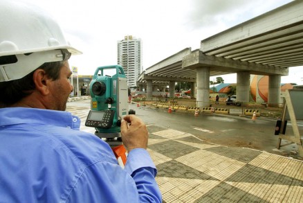 Viaduto do Despraiado: obra  uma das mais avanadas para a Copa de 2014