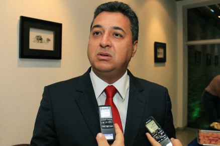 O desembargador do Tribunal Regional do Trabalho, Tarcsio Valente