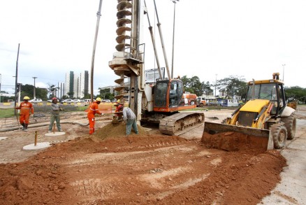 Viaduto da Sefaz: obras avanam para a fase de cravamento das estacas