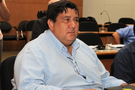 Secretrio Rogrio Varanda: autorizao para jogar lixo na rodovia do Coxip do Ouro
