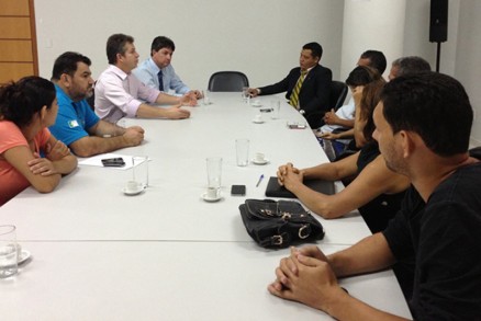 PC do B se rene com Mauro Mendes e Carlos Brito