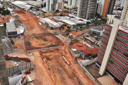 Interligao de adutora  fundamental para a continuidade das obras da Trincheira do Santa Rosa