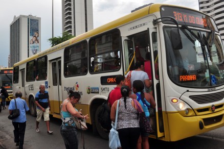 Greve dos motoristas deve atingir cerca de 330 mil usurios