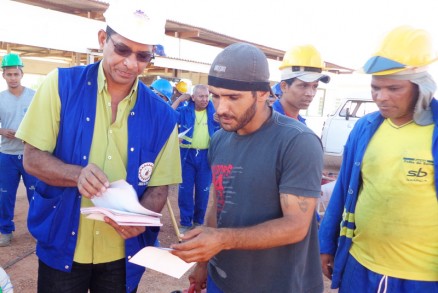 Trabalhadores denunciam irregularidades a entidade sindical