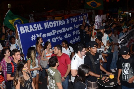Movimento Contra a Corrupo volta s ruas nesta tera-feira, em Cuiab