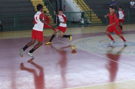 A iniciativa foi pensada visando uma educao que discuta e construa valores e cidadania