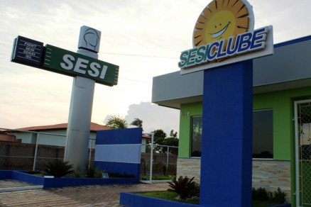 Fachada do Sesi-MT, que foi condenado a ressarcir professora